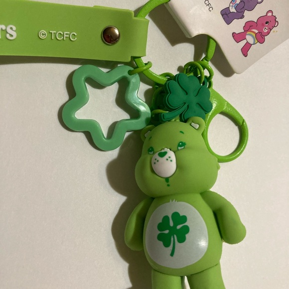 Green Bear Key Chain - Picture 2 of 3